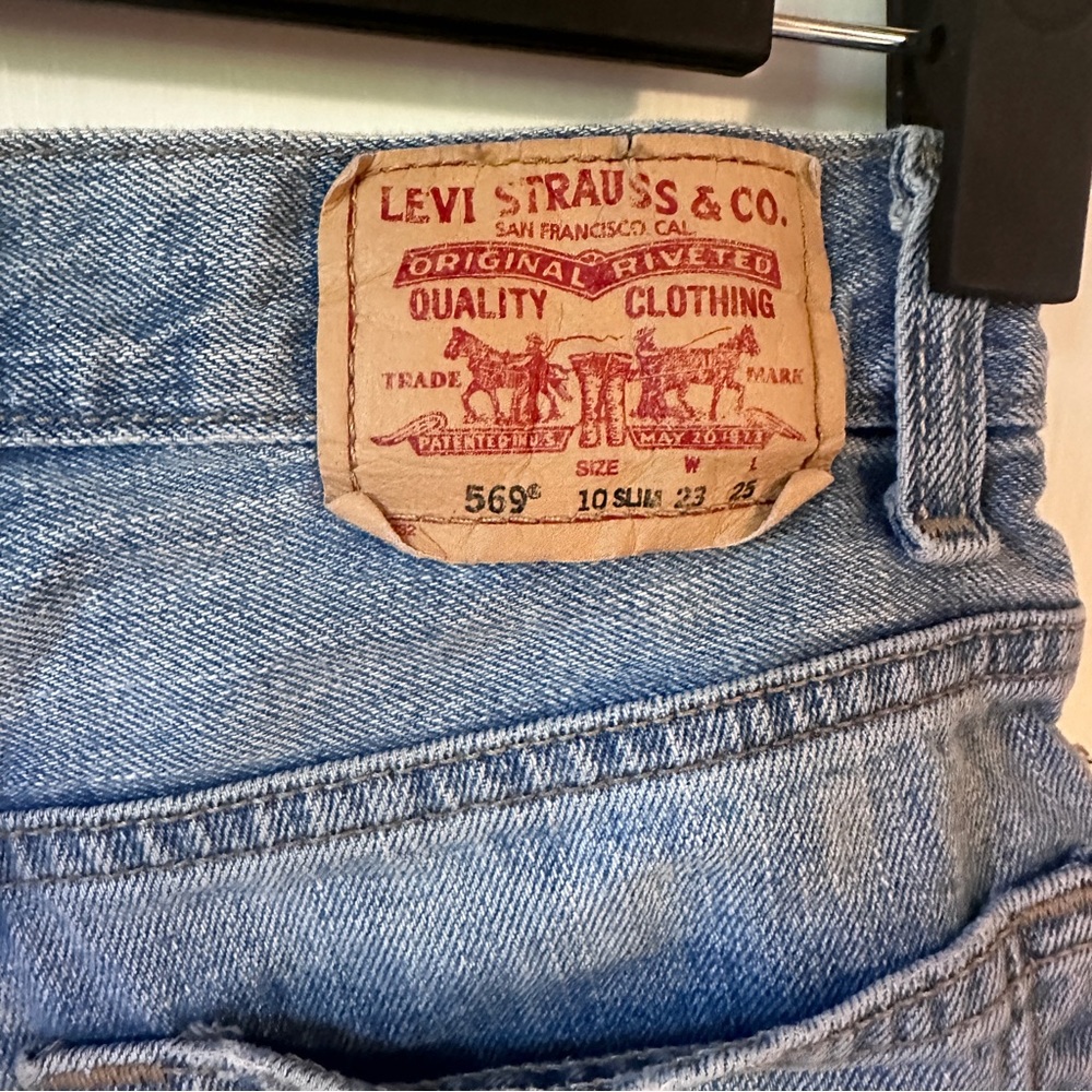 Levi’s Daisey dukes